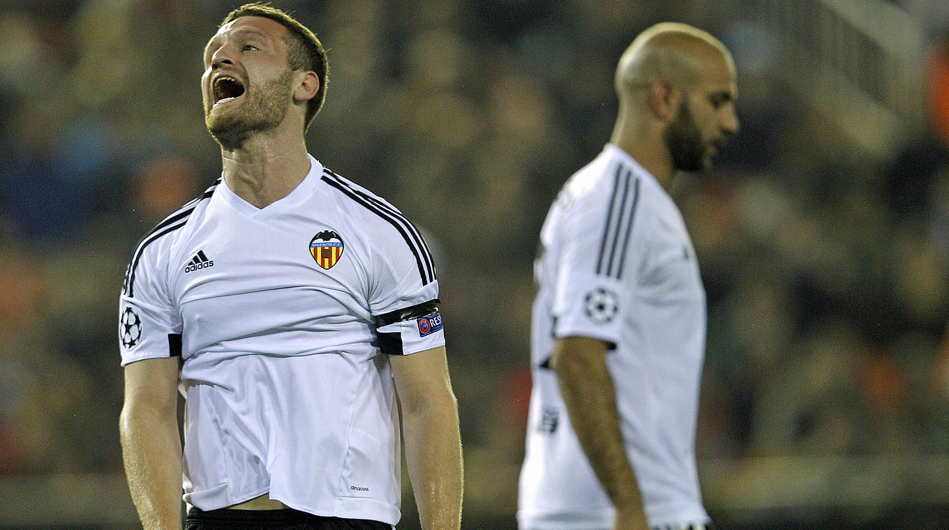 There was a derby defeat for Shkodran Mustafi's Valencia © JOSE JORDAN/AFP/Getty Images