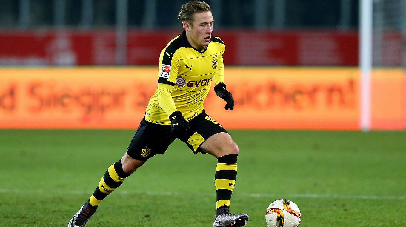 Leistungsträger des Dortmunder Teams: U 18-Nationalspieler Felix Passlack © 2016 Getty Images