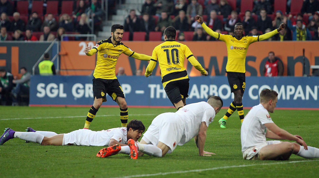 Dortmund kept up the pressure on Bayern © 2016 Getty Images