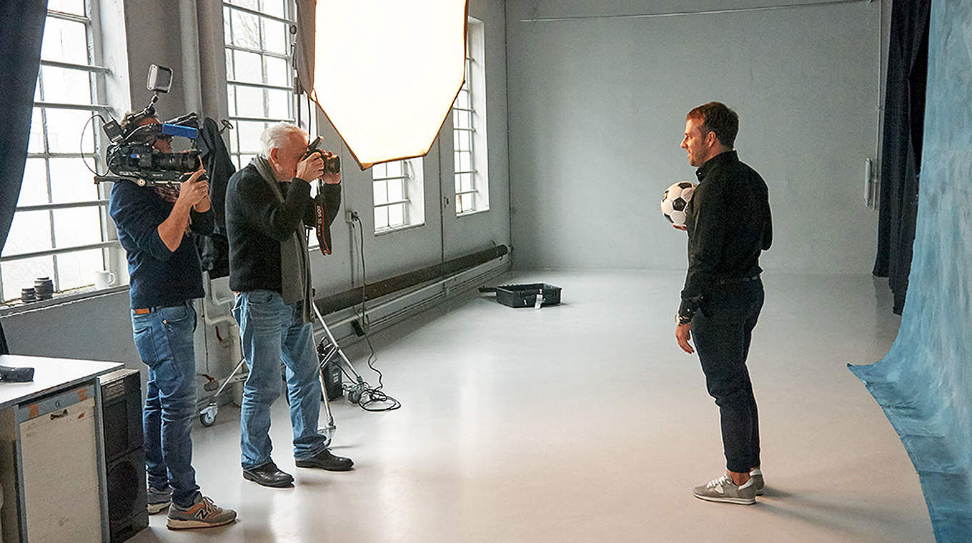 Fotoshooting für die gute Sache: Flick (r.) setzt sich fürs Umweltzeichen "Blauer Engel" ein © Hans Keller