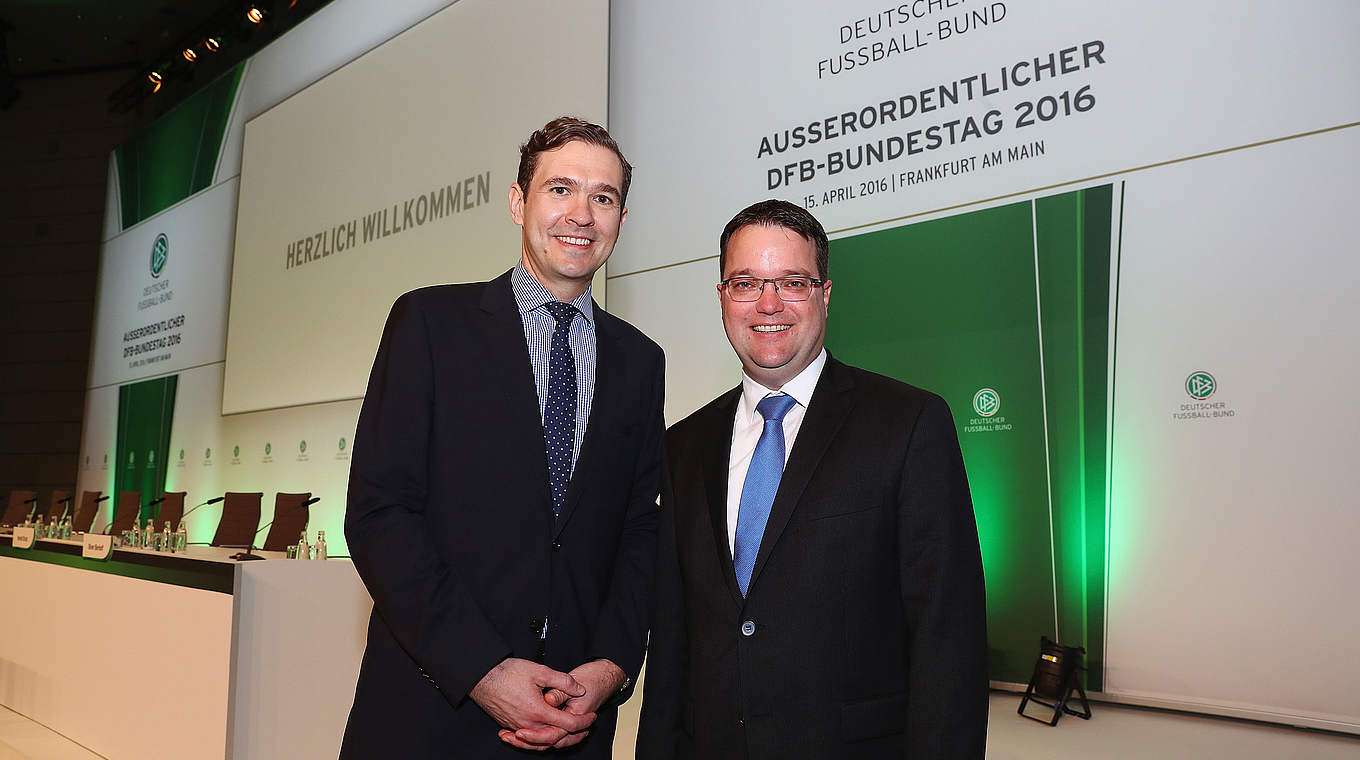Gewählt und bestätigt: Osnabrügge (r.) und Curtius beim Außerordentlichen Bundestag © 2016 Getty Images