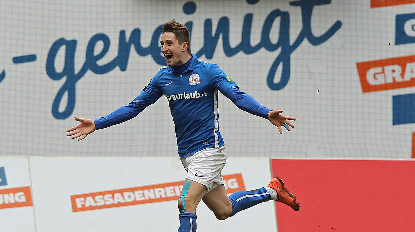 Schießt Rostock mit einem Doppelpack Richtung Klassenerhalt: Stephan Andrist © imago/Hübner