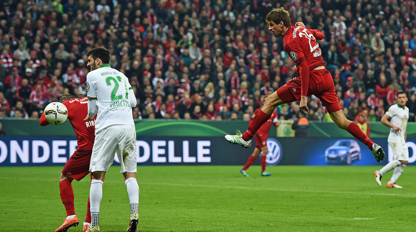 "Dann brauchst du einen Flugschein, so hoch wie ich da in der Luft stehe": Müller zum 1:0 © 2016 Getty Images