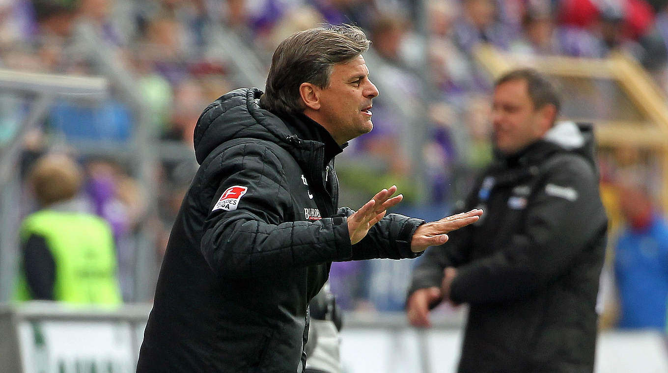 Zweite Niederlage im zweiten Spiel als Trainer des FSV Frankfurt: Falko Götz © 2014 Getty Images