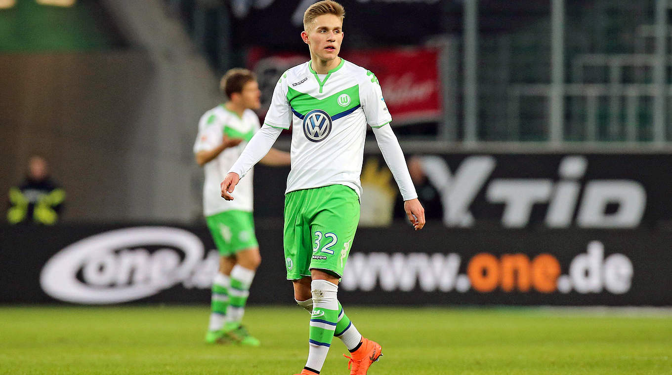 Die Wolfsburger Hoffnungen liegen auf ihm: Junioren-Nationalspieler Leandro Putaro  © imago/Christian Schroedter
