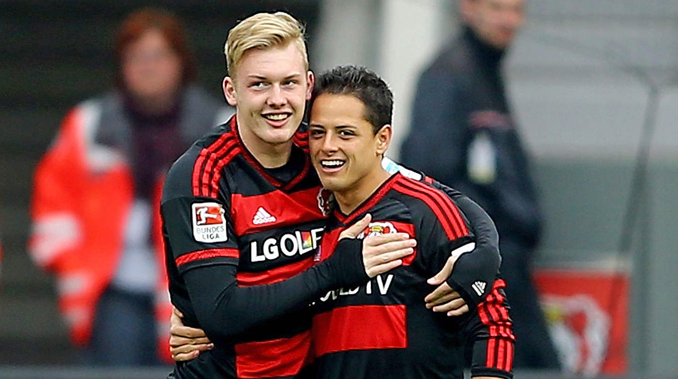 Zufrieden: Torschütze Julian Brandt (l.) © 2016 Getty Images