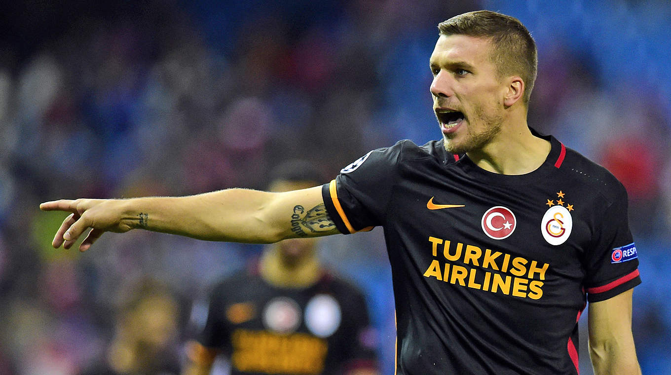 Keine Punkte: Auch Podolskis Vorlage änderte nichts an der Niederlage von Galatasaray © 2016 Getty Images
