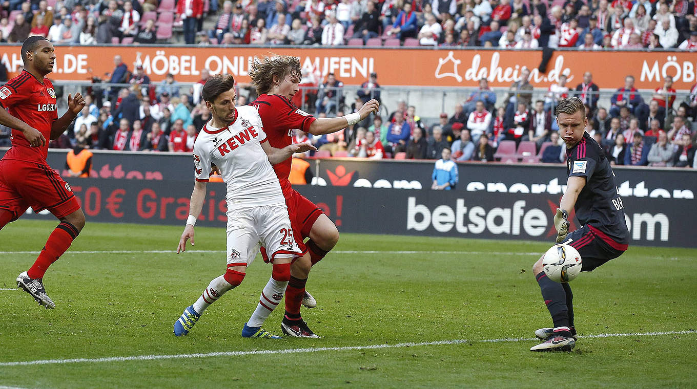 Leno: "A derby win is good for the fans and for the mood in the dressing room" © imago/mika