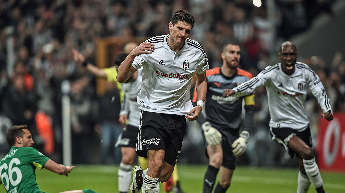 Germany international Mario Gomez netted his 20th and 21st goals of the season © 