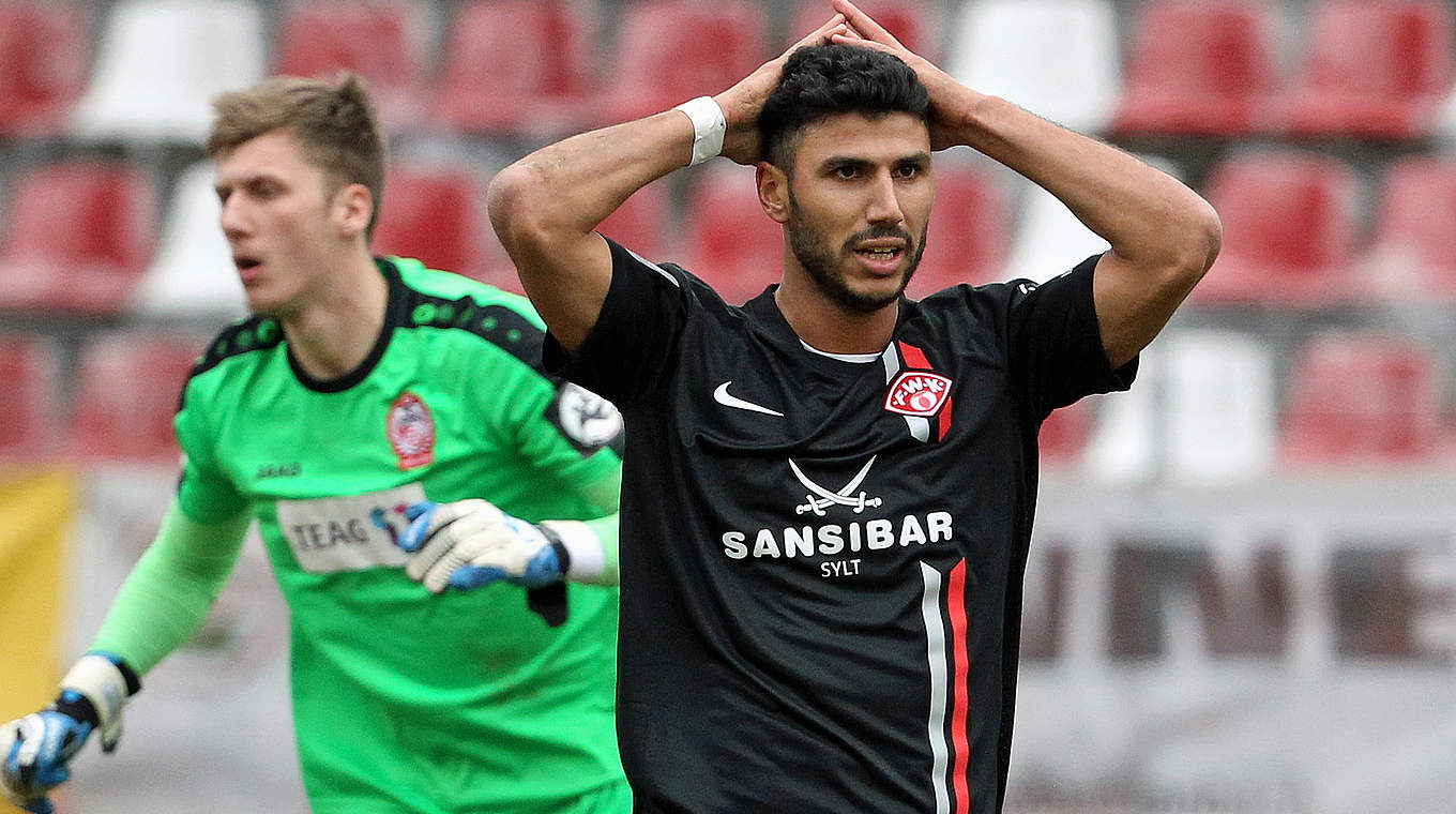 Fehlt den Würzburger Kickers in Aalen wegen einer Gelb-Sperre: Stürmer Elia Soriano  © 2016 Getty Images