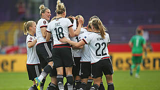 Sechs Spiele, 18 Punkte und 30:0 Tore: Die DFB-Frauen sichern vorzeitig das EM-Ticket © 2016 Getty Images