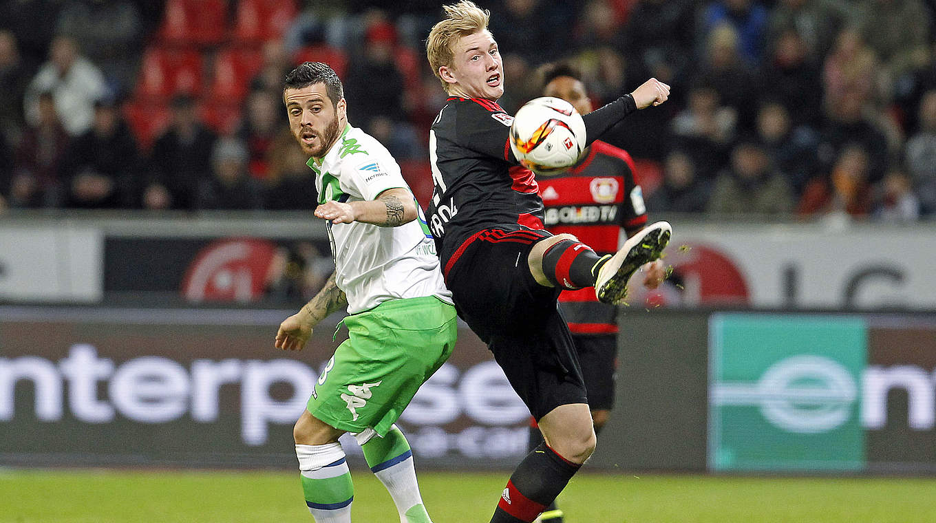 Leverkusens Julian Brandt (r.): "Für mich persönlich läuft es grade auch richtig gut" © Getty Images