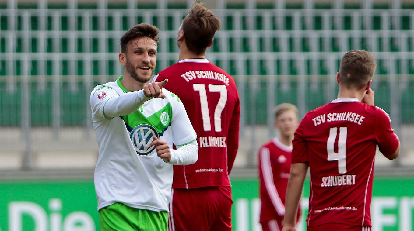 Traf doppelt für Wolfsburgs U 23 gegen Schilksee: Dino Medjedovic (l.) © imago