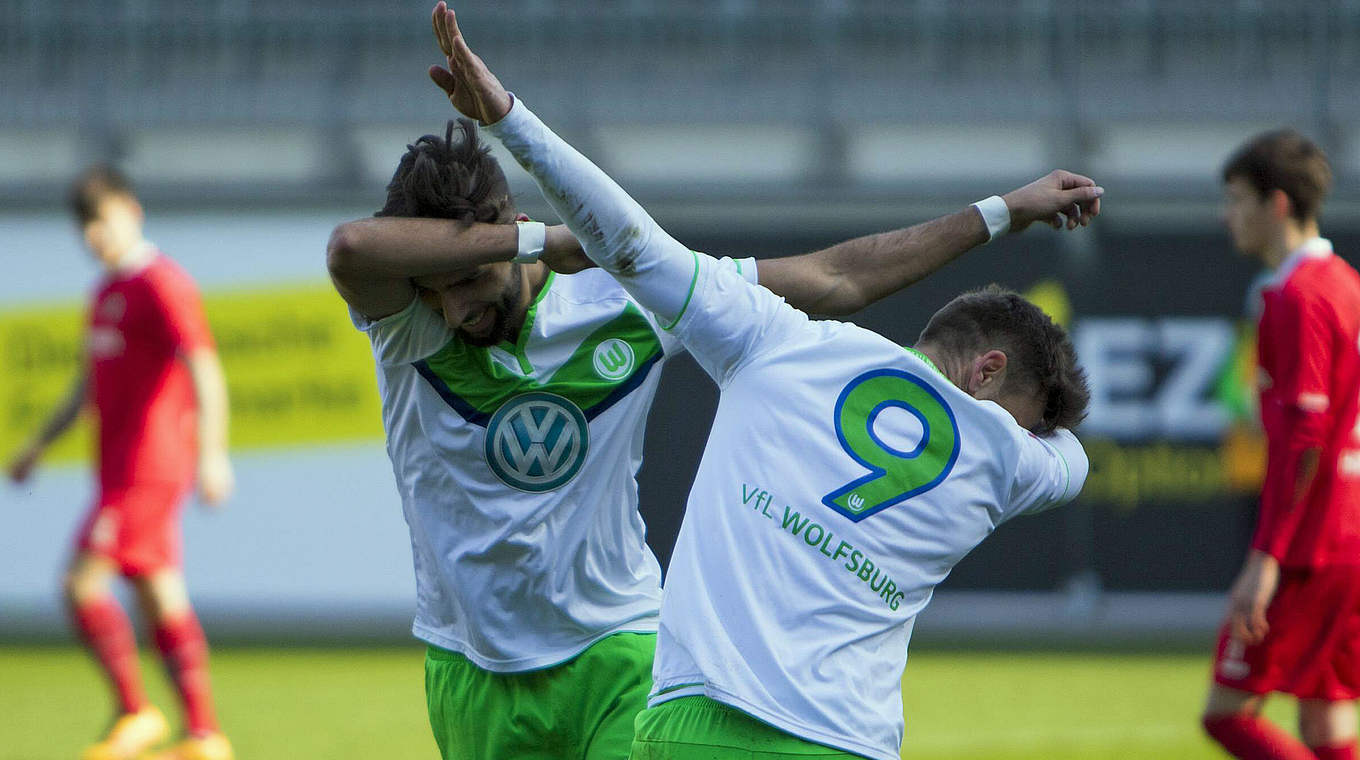 Weiter auf dem Weg Richtung Staffeltitel: die U 23 des VfL Wolfsburg © imago
