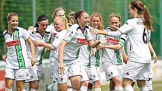 Der 4:0-Auswärtssieg beim ETSV Würzburg bedeutet den Aufstieg in die Allianz Frauen-Bundesliga © Jan Kuppert
