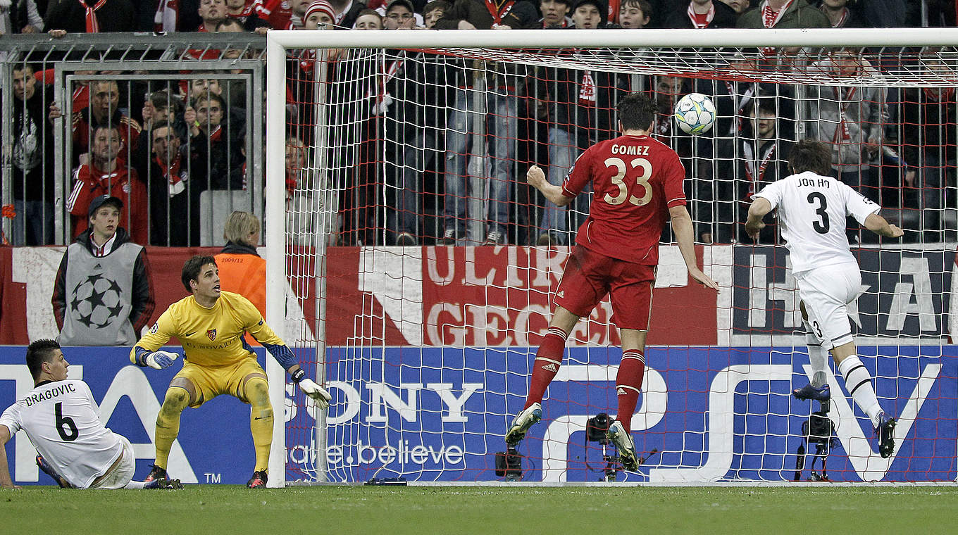 Bayern forward Mario Gomez bagged four in the 7-0 second-leg win over Basel in 2012 © 2012 AFP