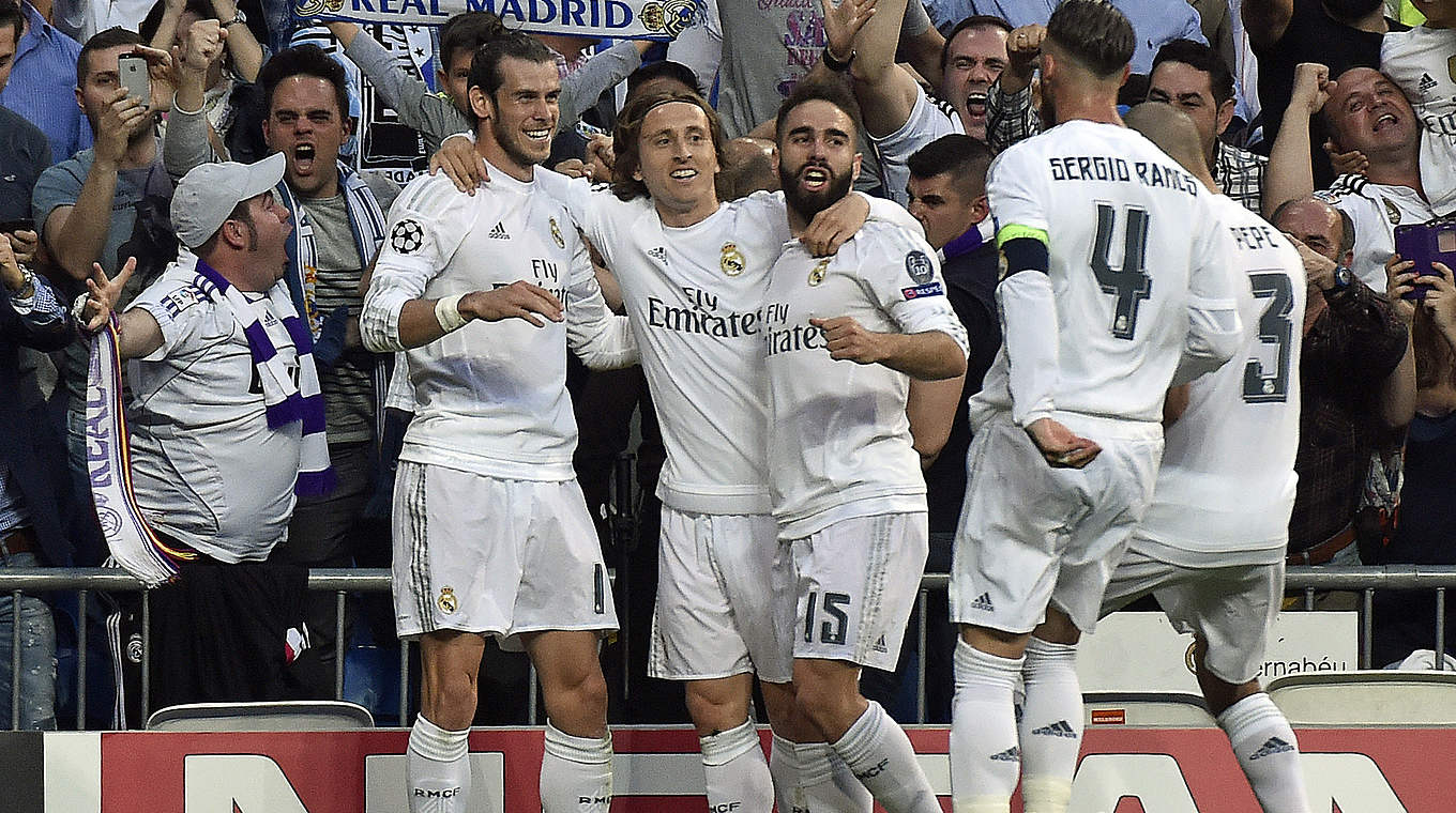 Königlicher Jubel: Madrid feiert den Einzug ins Champions-League-Finale © GERARD JULIEN/AFP/Getty Images