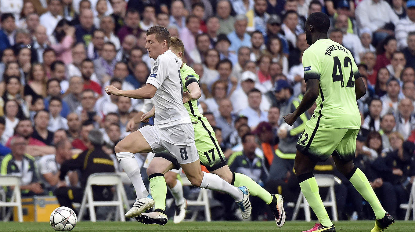 Reals Antrieb im Mittelfeld: Weltmeister Kroos überzeugt gegen Manchester City © GERARD JULIEN/AFP/Getty Images