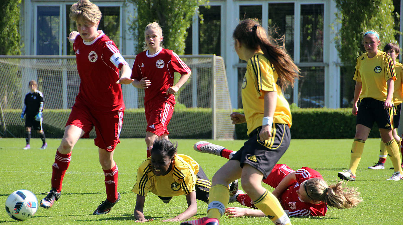 Liegt nach einem 4:1 gut im Rennen: Die U 14-Auswahl Südwest (gelb) © Rüdiger Zinsel