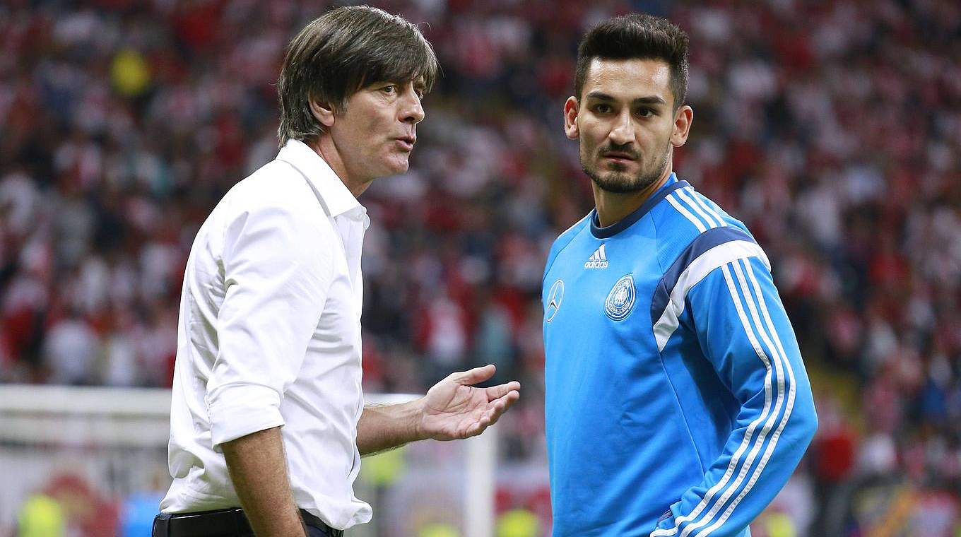 Löw zu Gündogan: "Wünschen ihm, dass er bald wieder auf den Platz zurückkehrt" © imago