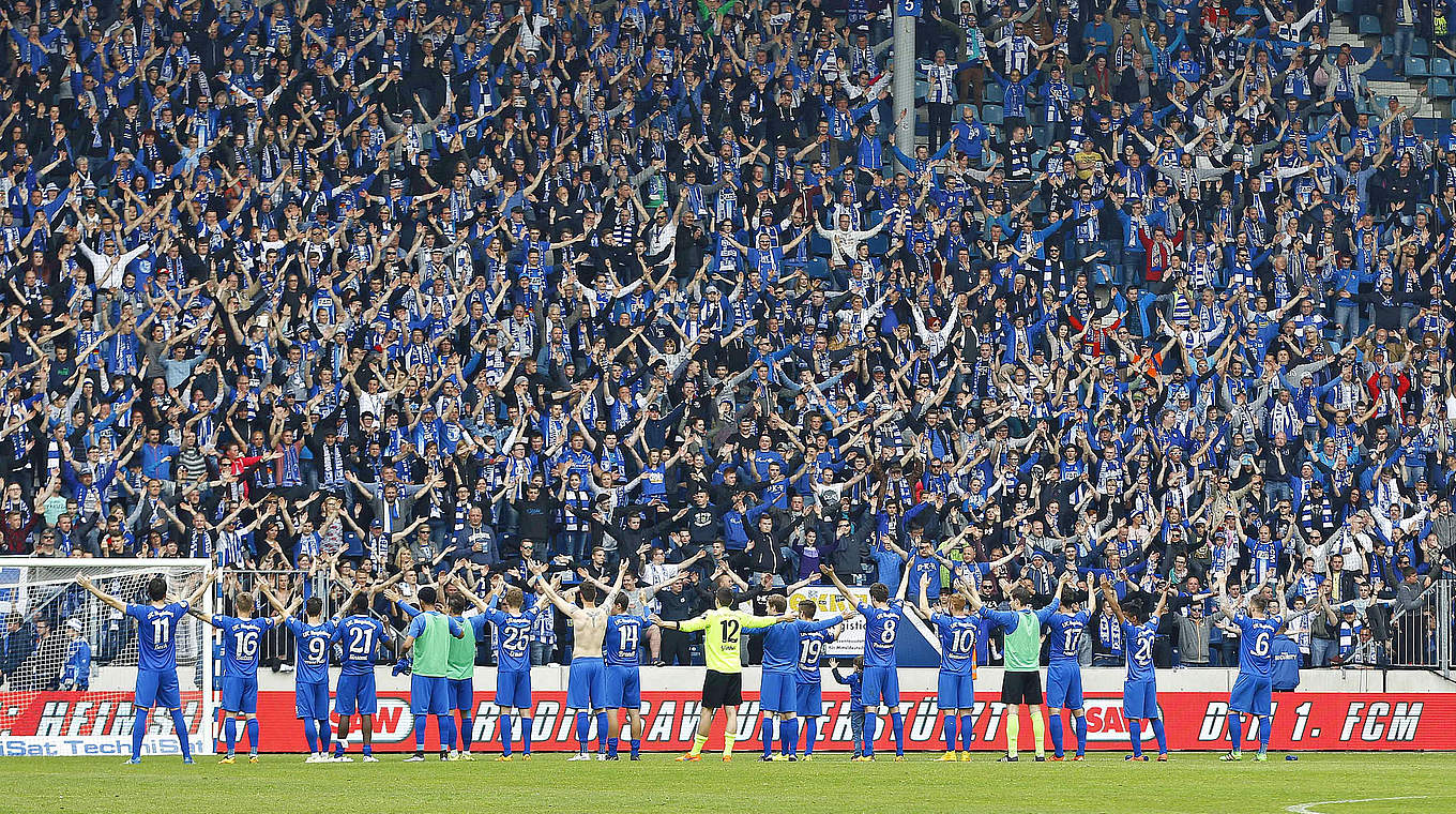 349.351 Fans in Magdeburg - der Aufsteiger bereichert die 3. Liga auch auf den Rängen © 2016 Getty Images