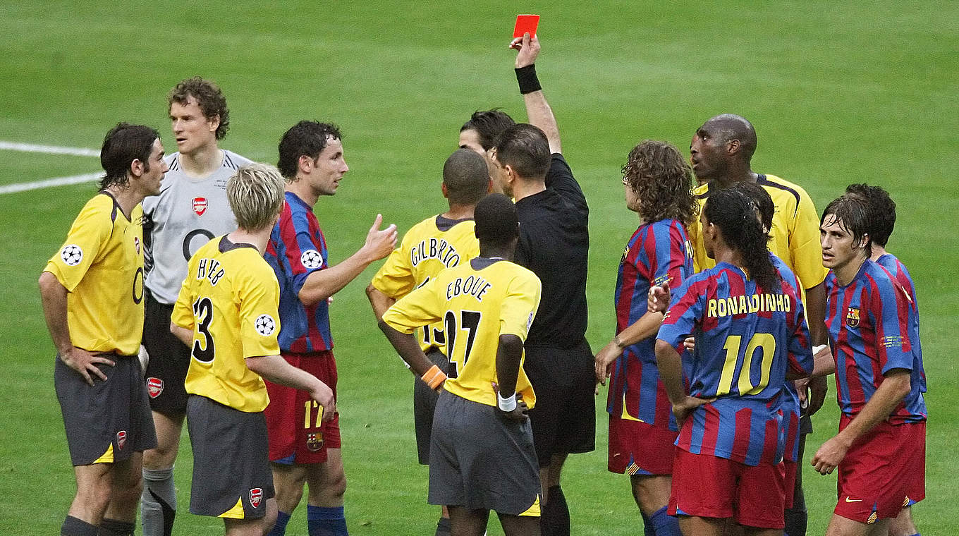 Bitterer Karrieremoment: Jens Lehmann sieht im Champions-League-Finale 2006 Rot © 2006 AFP