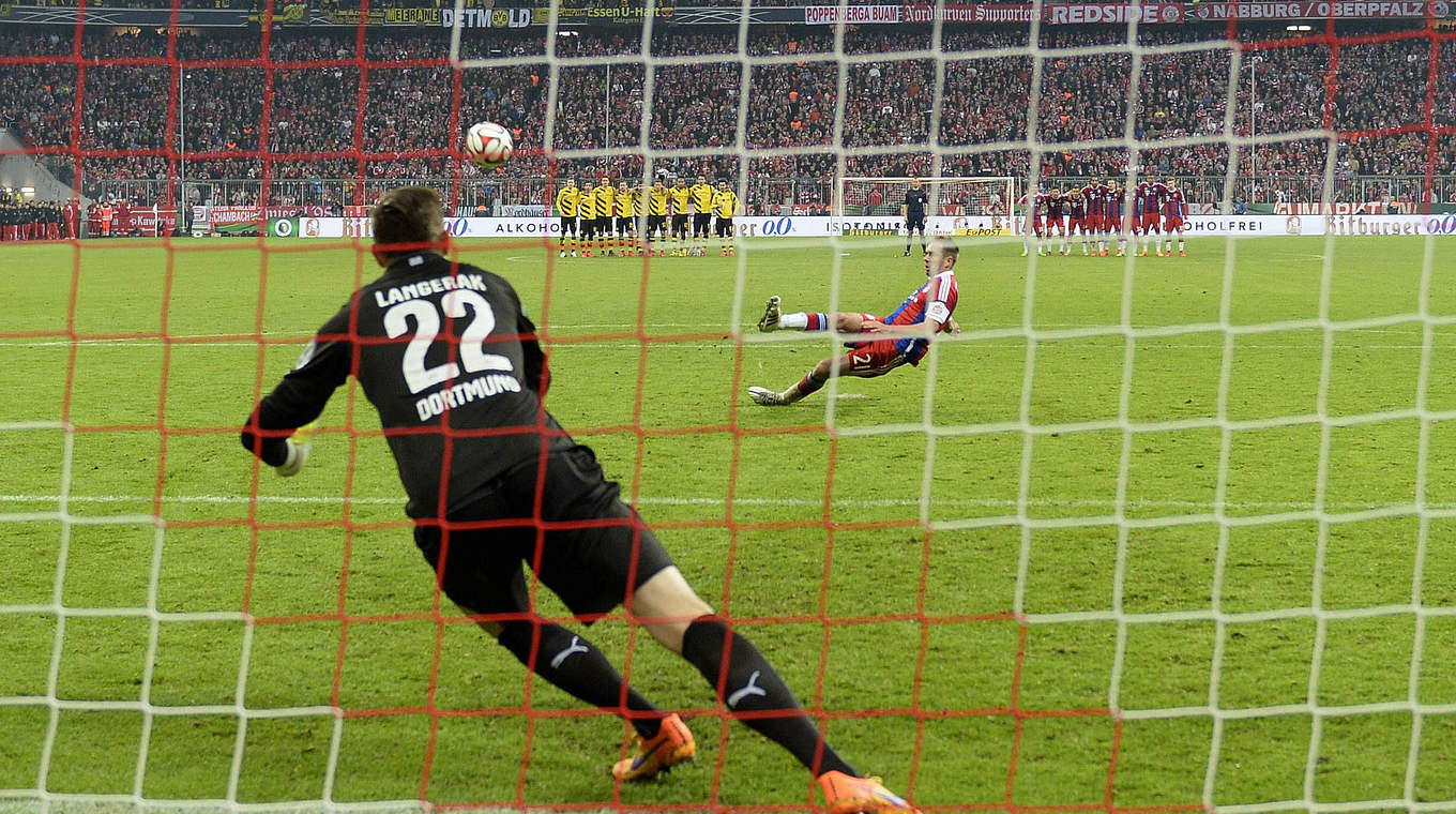 Lahm lost his footing in the shootout as Bayern were knocked out by BVB last year © imago/MIS