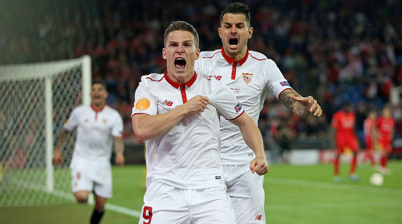 Sevilla were imperious after the break © 