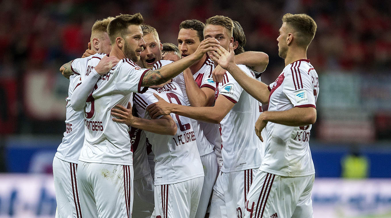 1. FC Nürnberg celebrate their away goal © GettyImages