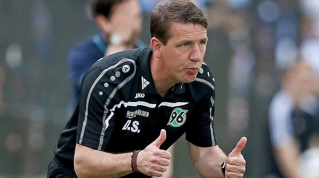 Hannover-Coach Stendel: "Ich bin extrem stolz auf meine Jungs" © 2016 Getty Images