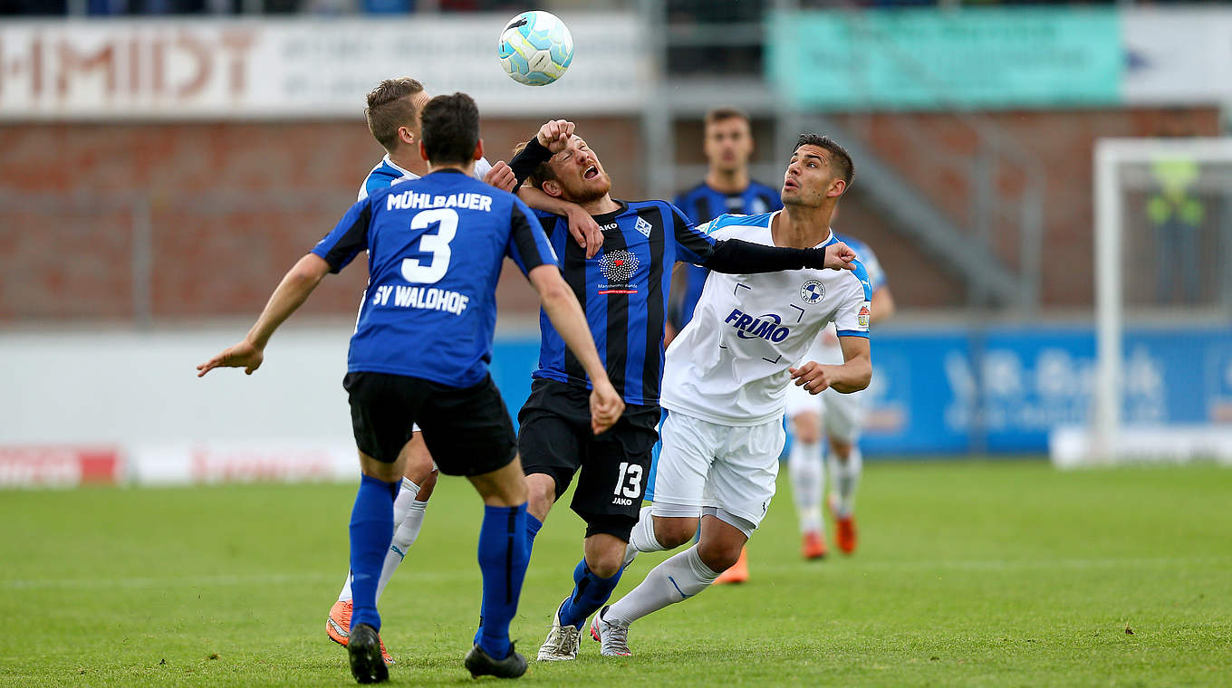 Viele Zweikämpfe, keine Tore: Lotte und Mannheim spielen 0:0 © 2016 Getty Images