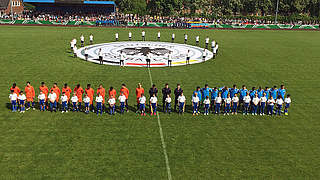 Zweiter Vergleich binnen drei Tagen: die U 15-Teams Deutschlands und der Niederlande © DFB