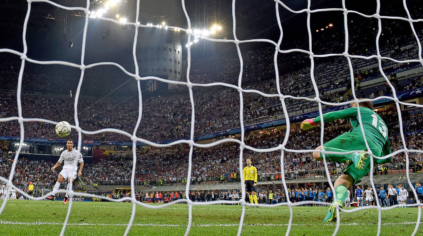 Schlussakt im San Siro: Cristiano Ronaldo verwandelt den entscheidenden Elfer © Getty Images