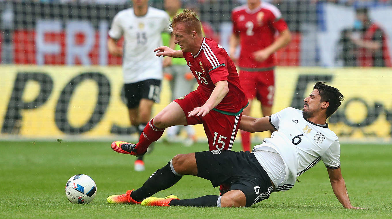 Abräumer im Mittelfeld: Sami Khedira (r.) © 2016 Getty Images