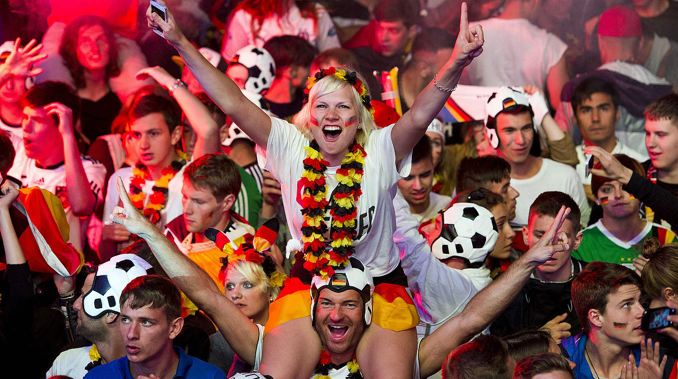 Dürfen sich in Frankreich auf eine erstklassige Betreuung freuen: die deutschen Fans © JOHN MACDOUGALL/AFP/Getty Images