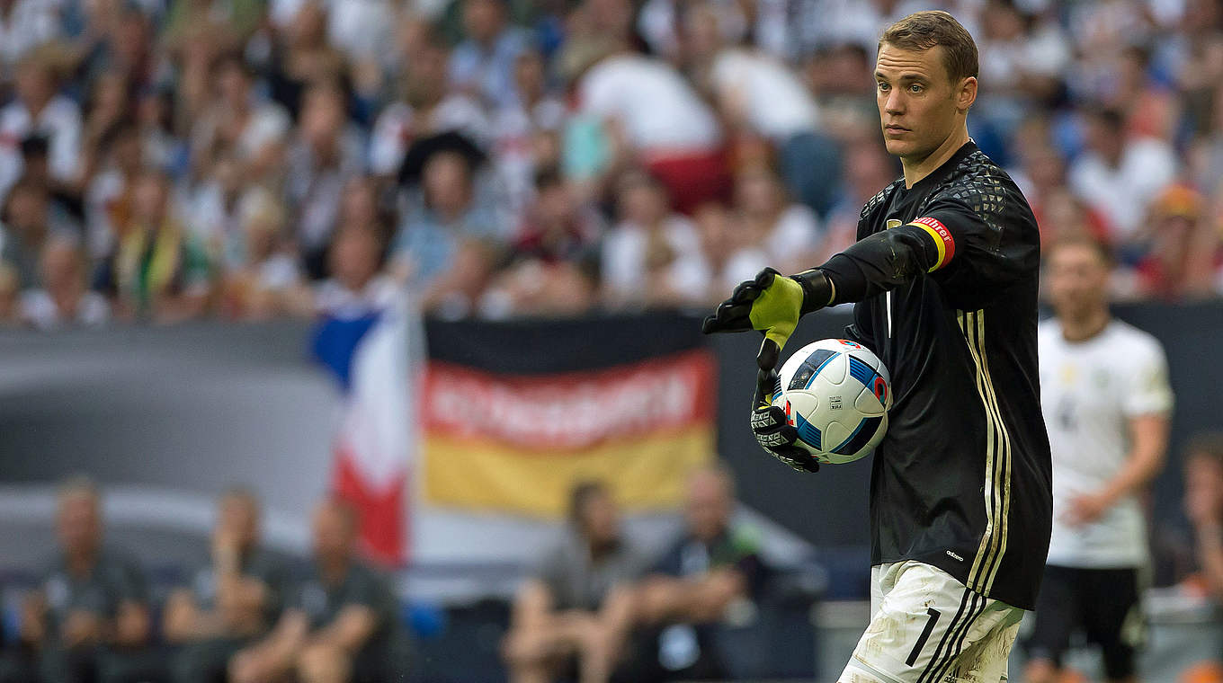 Neuer: "As a goalkeeper you can't rely on statistics, you need to use intuition."   © 2016 Getty Images