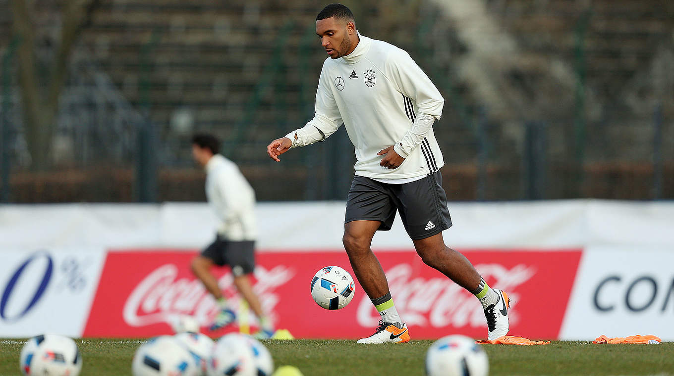 No stranger to the national team: Centre back Jonathan Tah from Bayer 04 © 2016 Getty Images