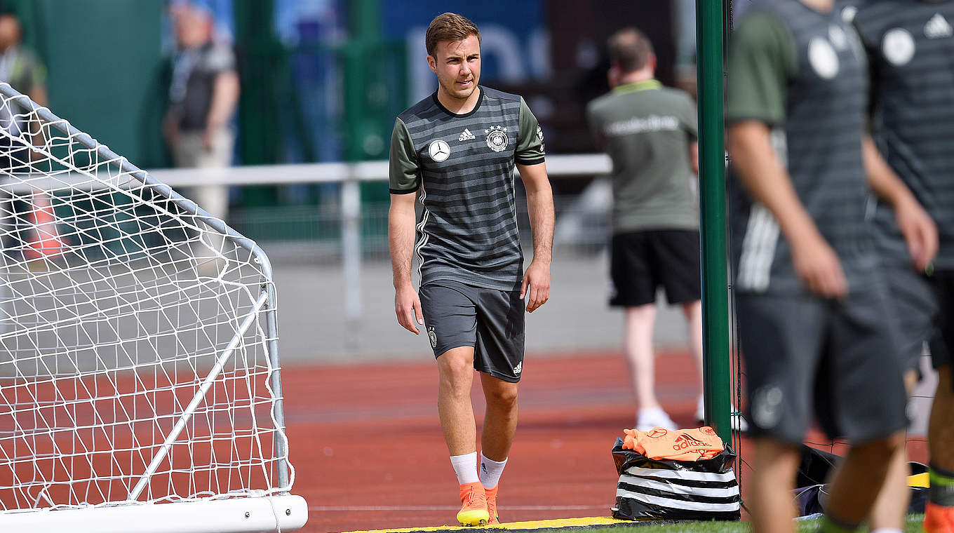 Fünf Gegenstände, fünf Hintergründe: Mario Götzes Gedankens aus der Box © GES/Markus Gilliar