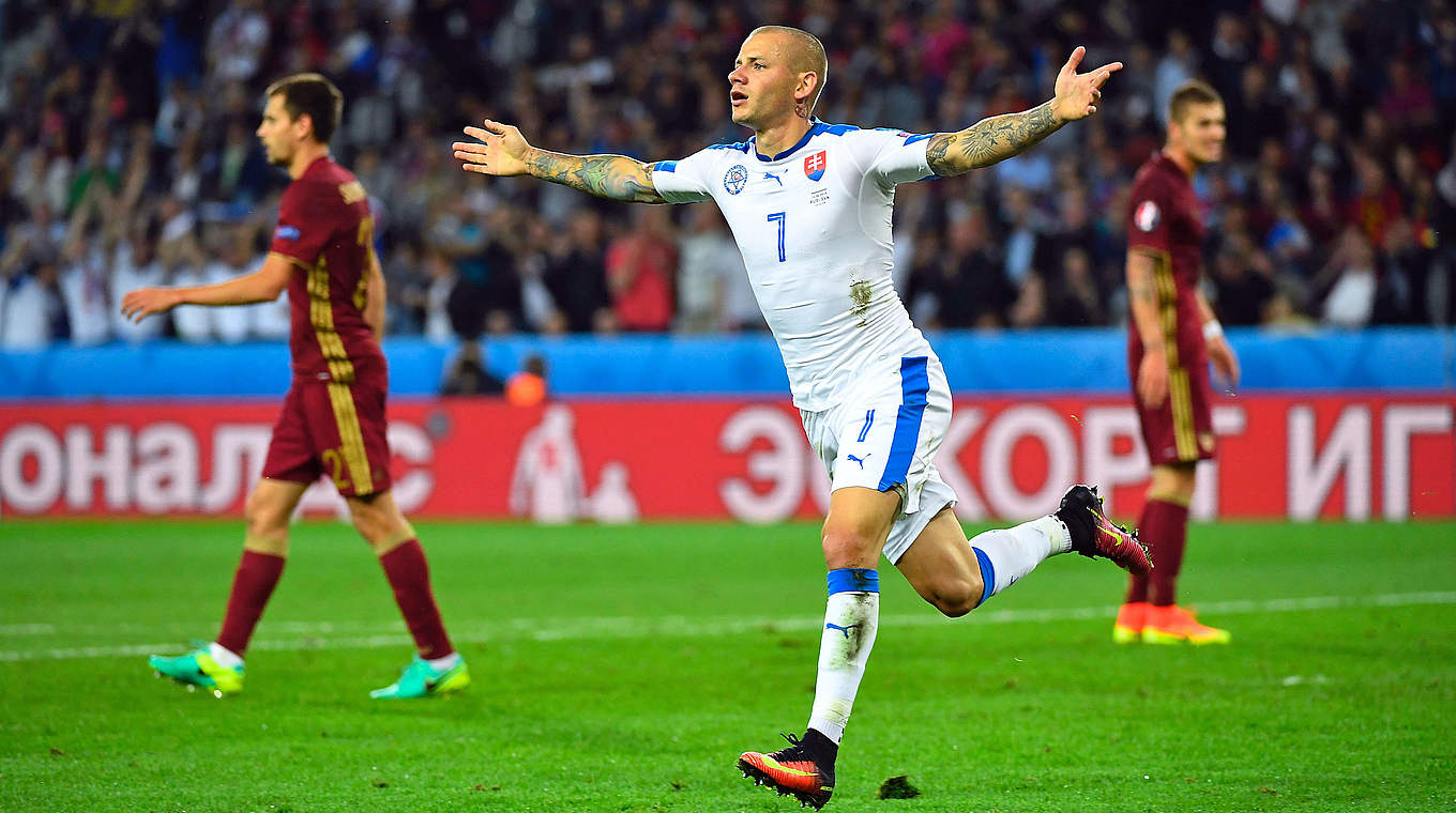 Vladimir Weiss put Slovakia on the path to victory © AFP/Getty Images
