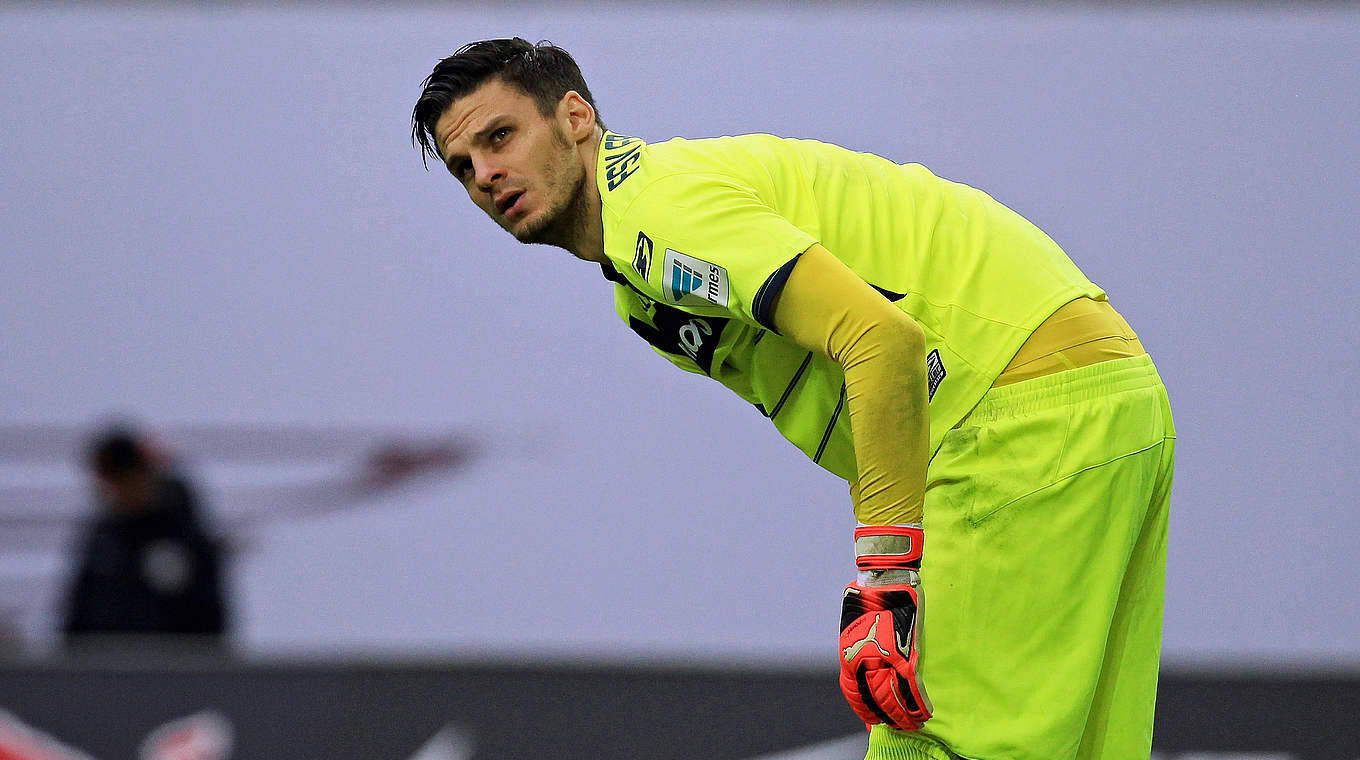 Wechselt vom FSV Frankfurt zum Zweitligisten 1. FC Kaiserslautern: Keeper André Weis © 2015 Getty Images