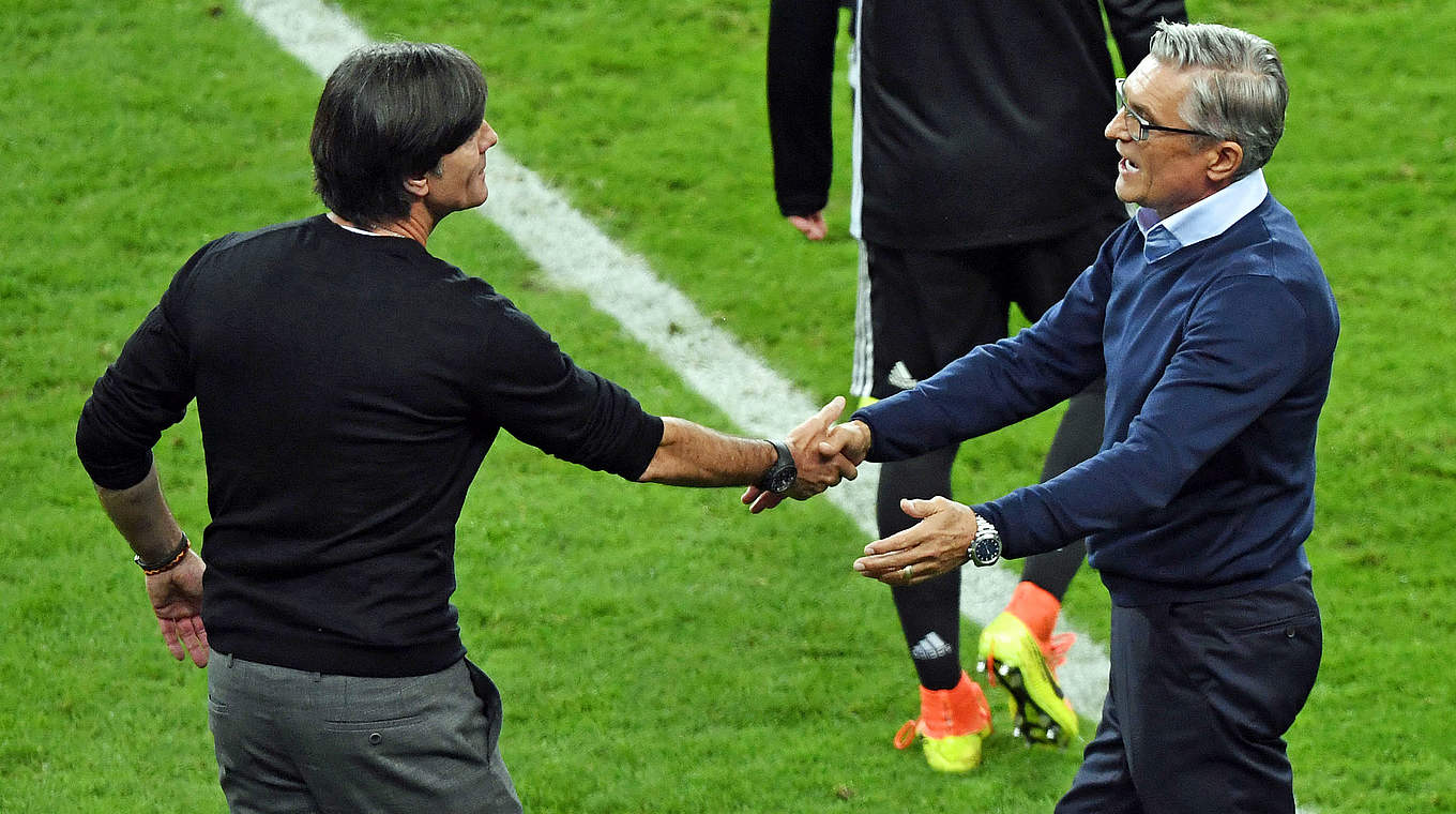 Löw and Poland manager Adam Nawalka (r.): "Poland were simply good" © AFP/Getty Images