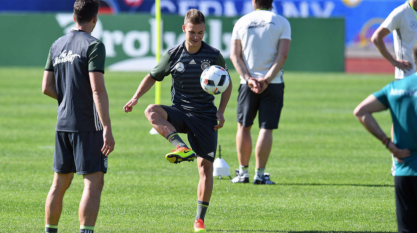 Erstmals bei einem Turnier im A-Kader: Joshua Kimmich hofft auf seine EURO-Premiere © GES/Markus Gilliar