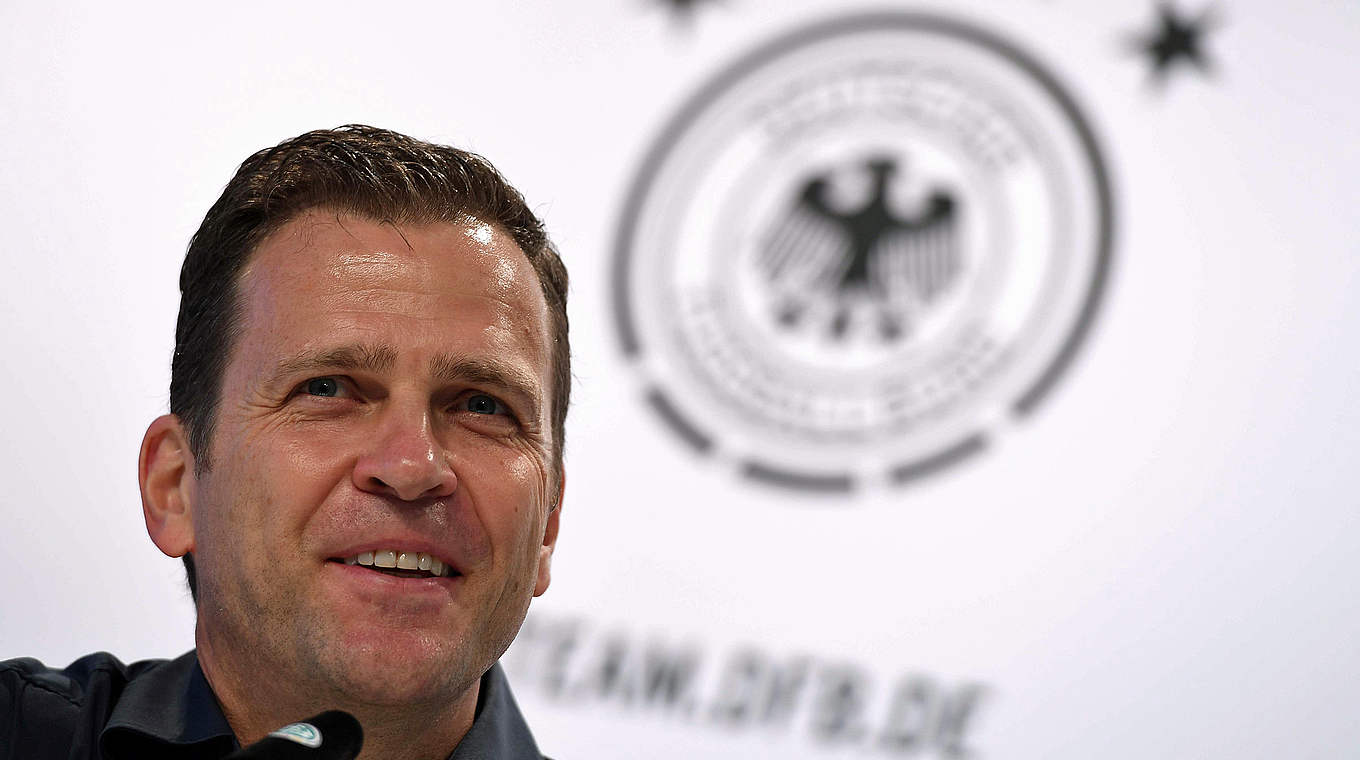 Oliver Bierhoff: "Alle sind konzentriert und fokussiert aufs dritte Spiel gegen Nordirland" © This content is subject to copyright.