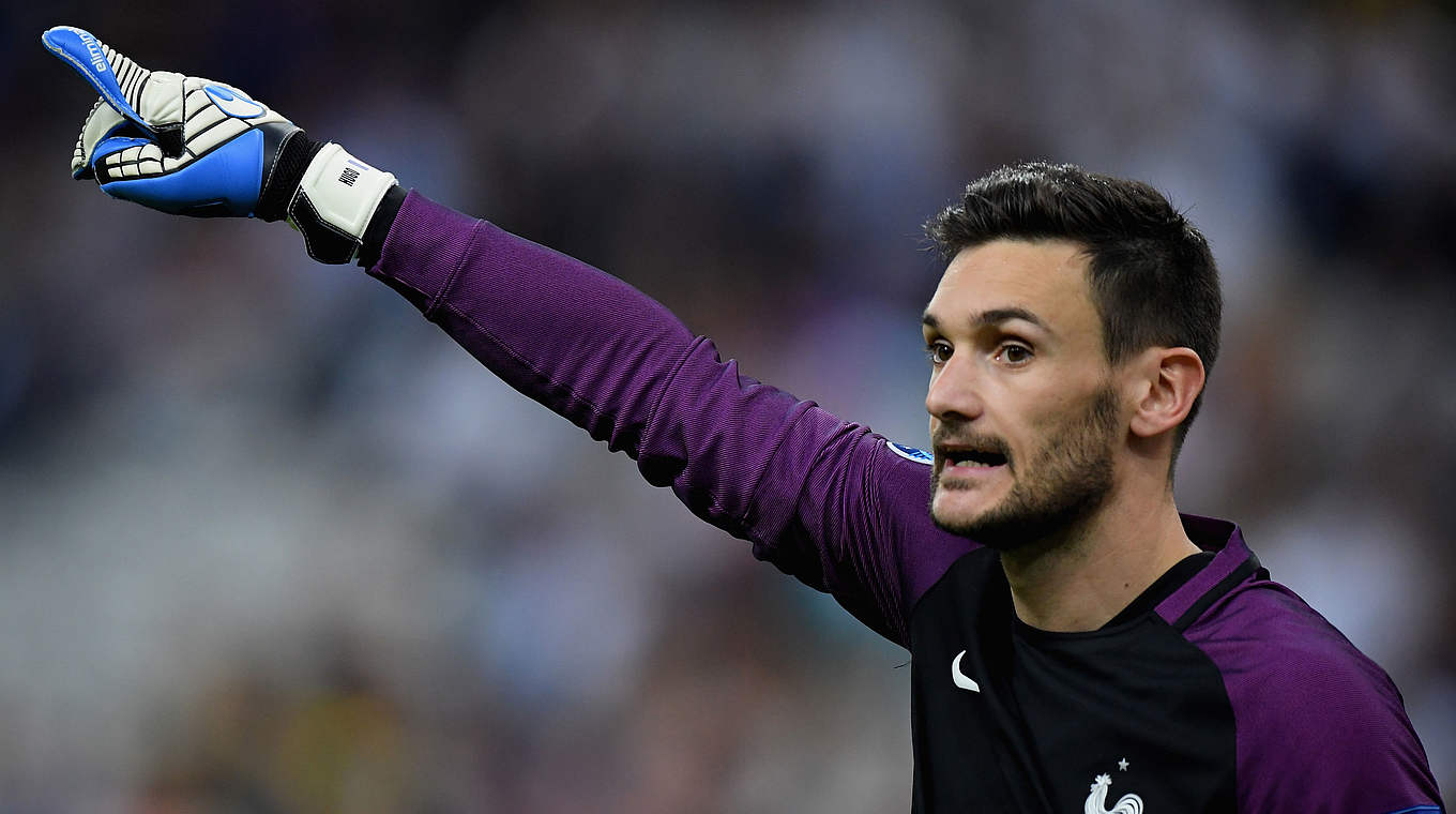 Nicht gefordert: Frankreichs Torhüter Lloris musste seit 205 Minuten keinen Ball parieren © 2016 Getty Images