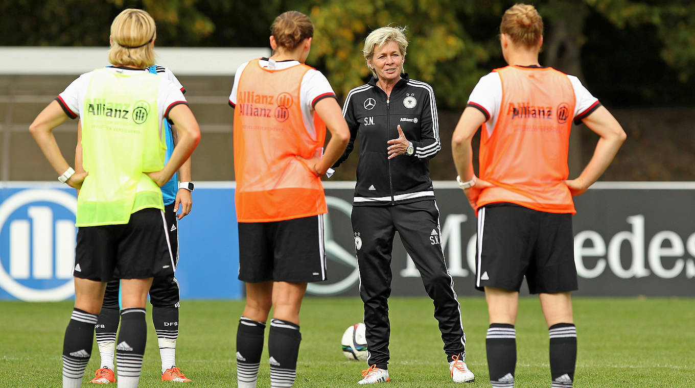 Intensive Vorbereitung: das Frauen-Nationalteam beim Trainingslager in Grassau © 2015 Getty Images