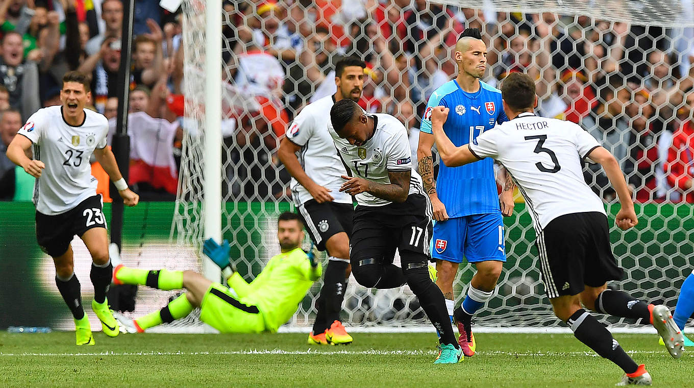 Boateng scores, Germany celebrate: The defender with his first international goal © AFP/Getty Images