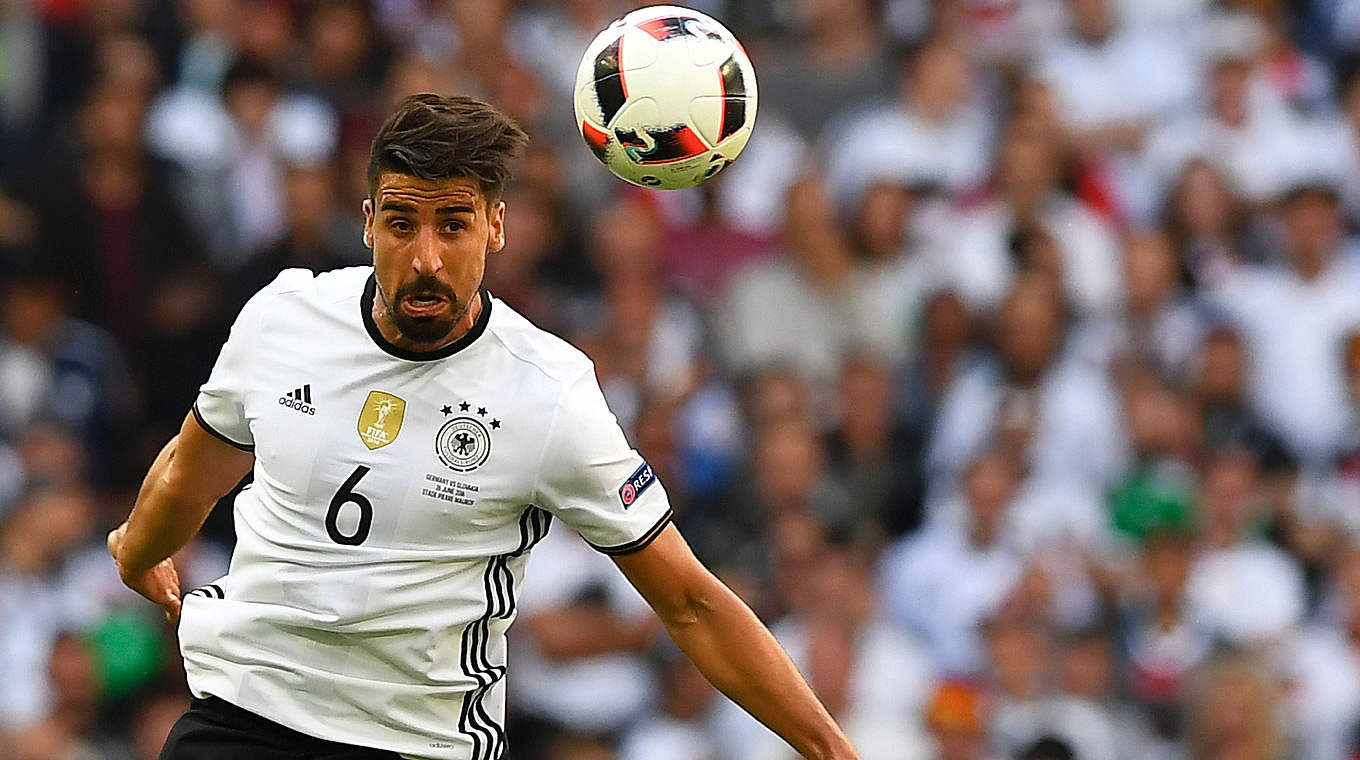 Khedira vor dem Italien-Spiel: "Der Respekt ist bei beiden Mannschaften extrem groß" © This content is subject to copyright.