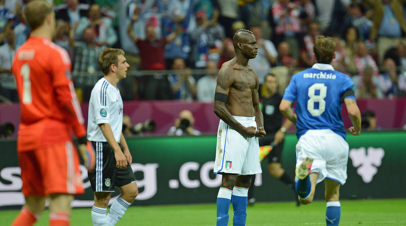 Ende der deutschen EM-Träume 2012: Balotelli mit zwei Treffern im Halbfinale © 2012 AFP