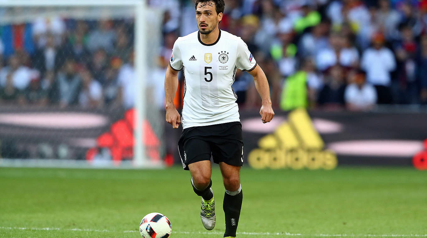 Kann im EM-Viertelfinale gegen Italien sein 50. Länderspiel bestreiten: Mats Hummels © 2016 Getty Images