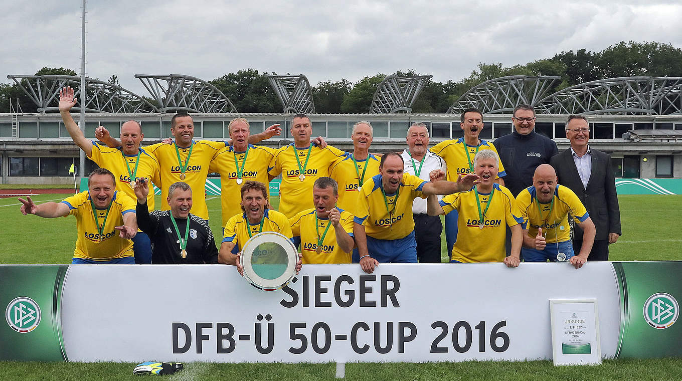 Cup-Sieger: SG Neuhausen-Cämmerswalde/Deutschneudorf © 2016 Getty Images